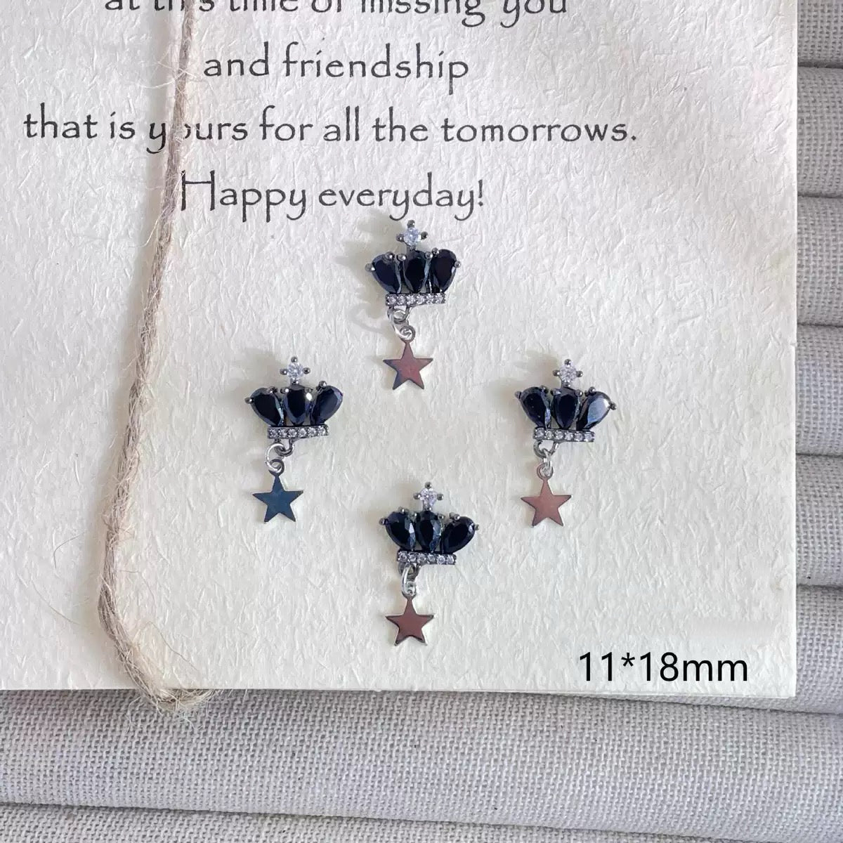 Zircon Crown Nail Charms – 12-Piece Set of 3D Alloy Crowns with Sparkling Crystal Accents