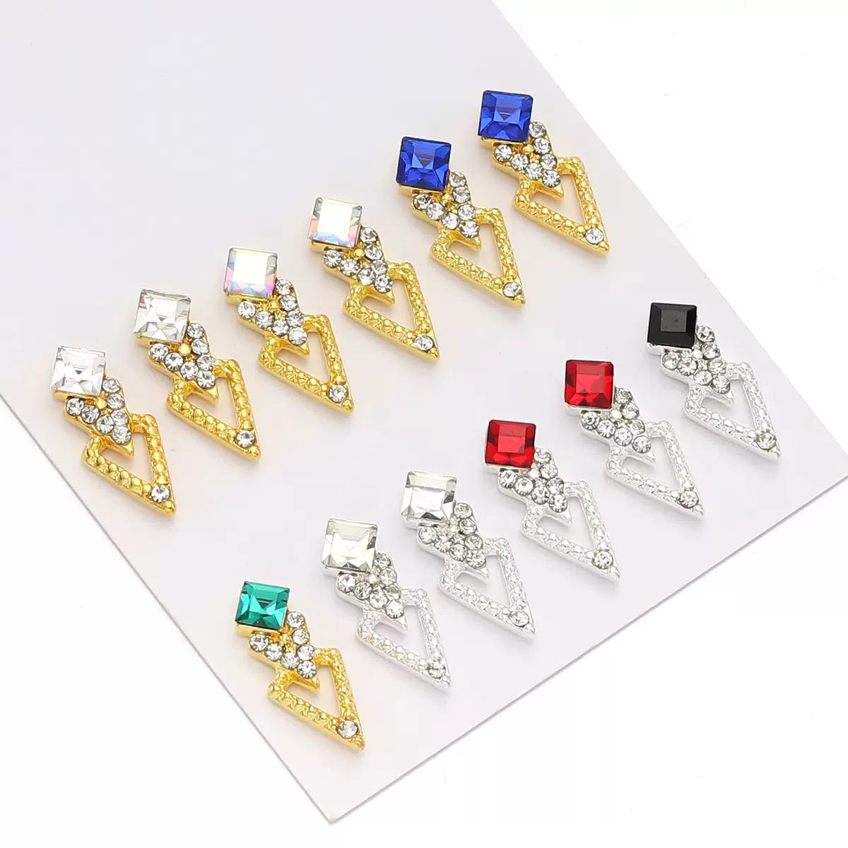 3D Metallic Geometric Nail Charms – Shimmering Rhinestone Triangle & Diamond Alloy Nail Art-12piece set